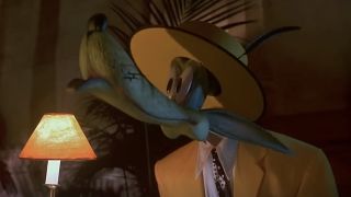 Stanley turning into a whistling wolf inside the club in The Mask