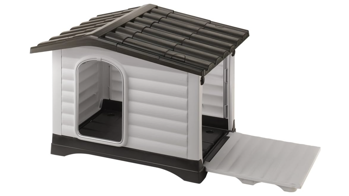 Plastic dog house