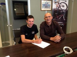 Tony Longo with TX Active-Bianchi’s team manager Massimo Ghirotto