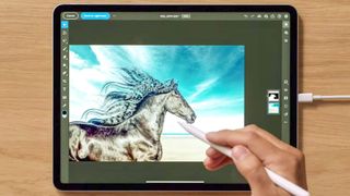 iPad Pro 2021 vs. iPad Air 4: Promo image of the iPad Pro 2021 display