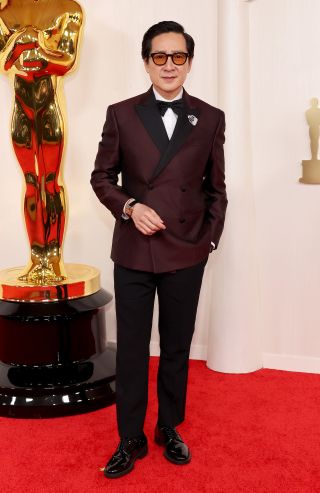 HOLLYWOOD, CALIFORNIA - MARCH 10: Ke Huy Quan attends the 96th Annual Academy Awards on March 10, 2024 in Hollywood, California.