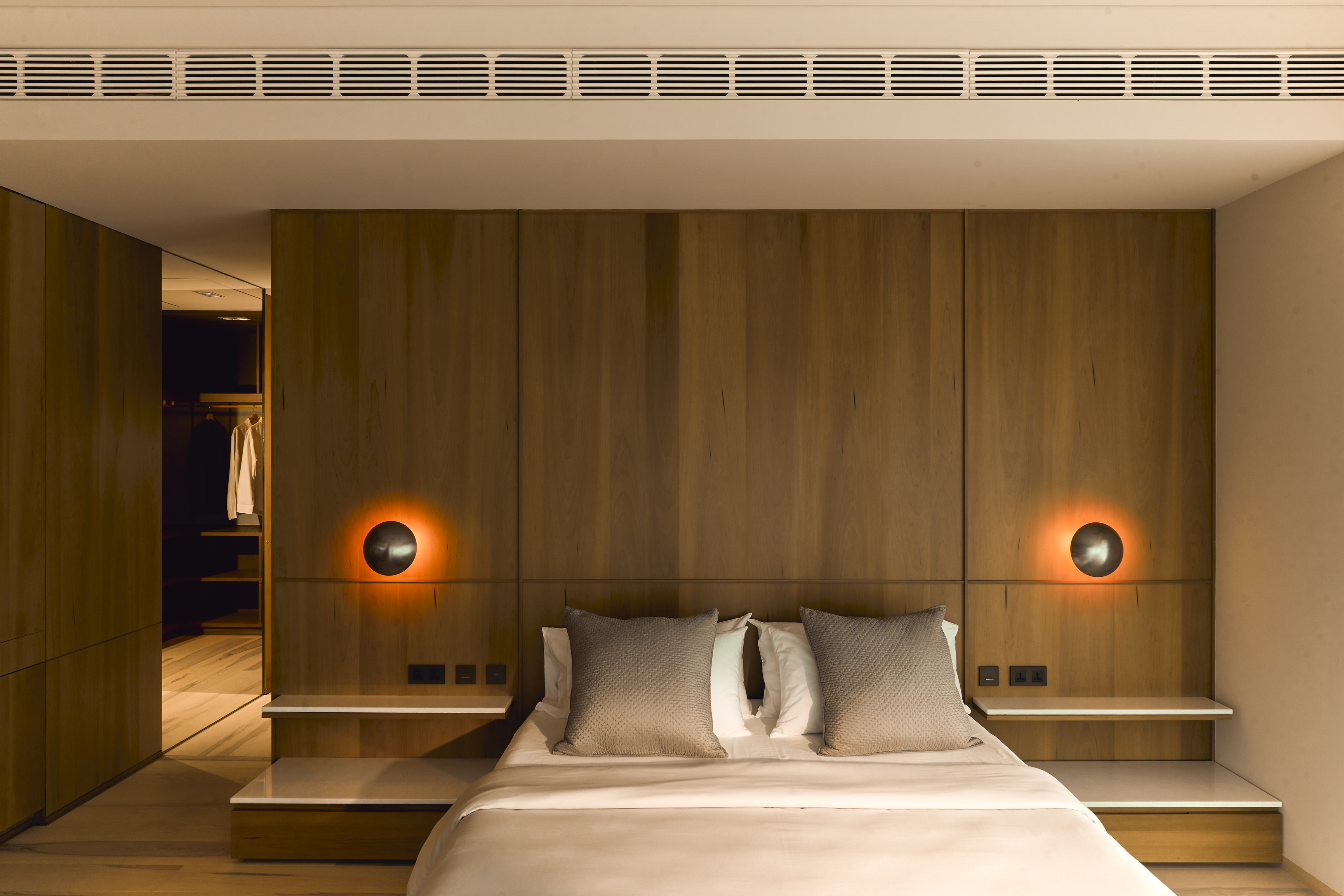 Bangalore apartment by studio prakruthi