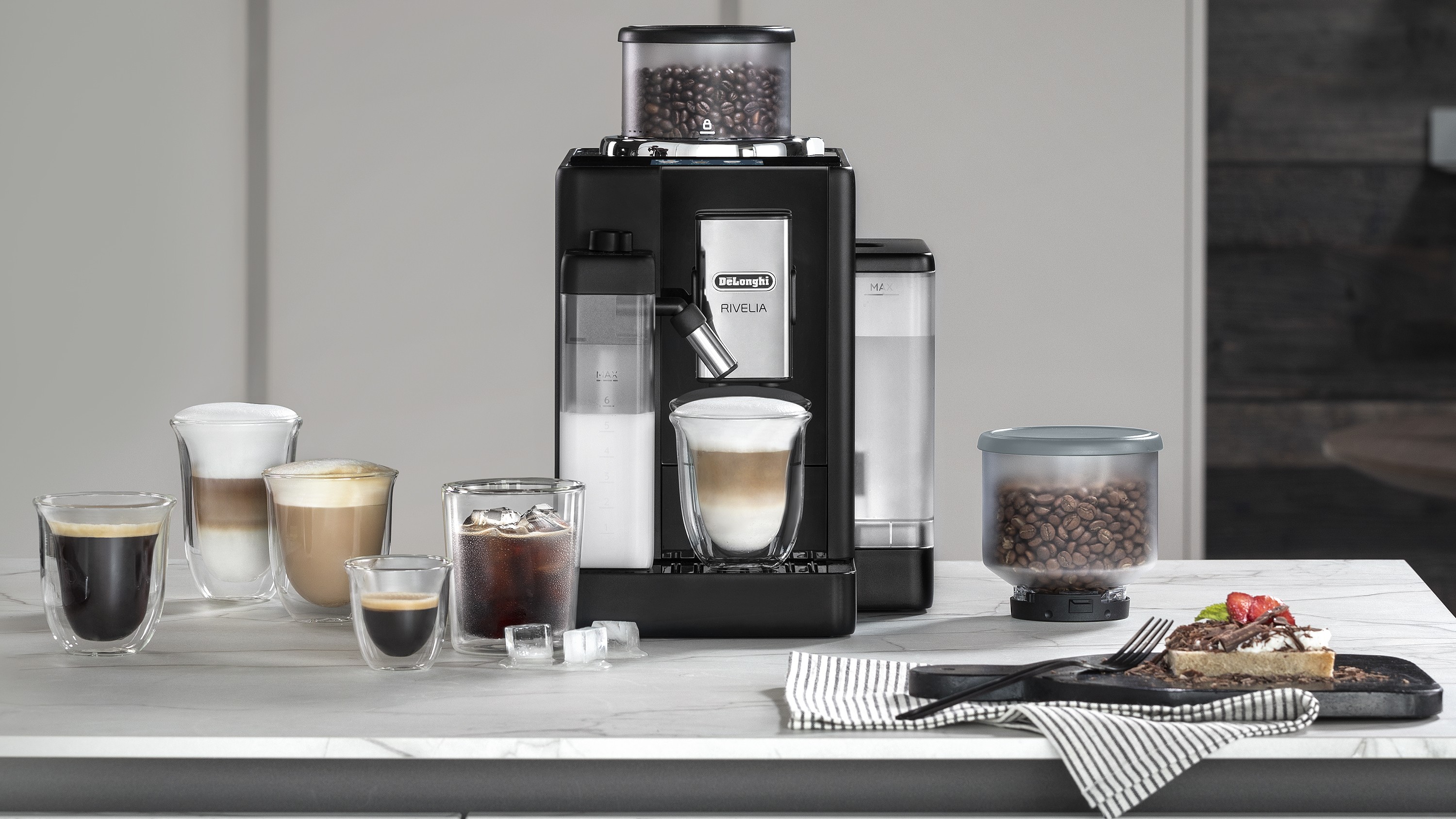De&#039;Longhi Rivelia coffee maker