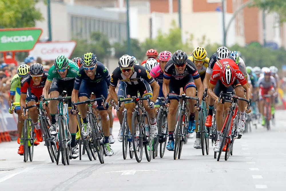 Kristian Sbaragli (MTN-Qhubeka) wins the stage 10 bunch kick.
