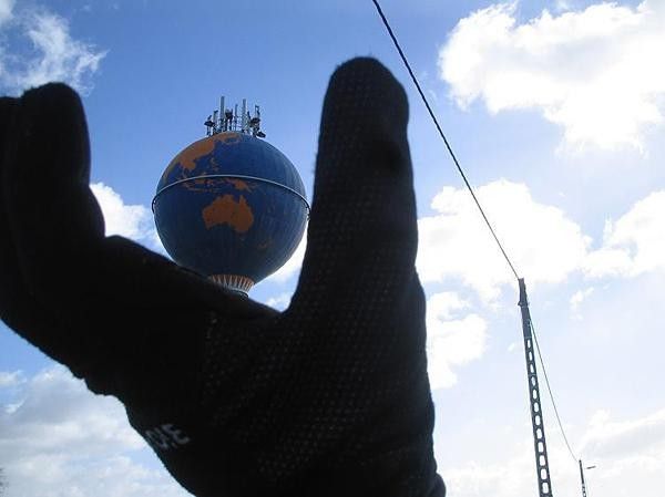 The whole world in my hands, I wish