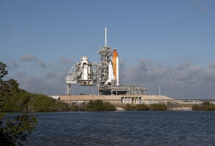 NASA Aims for Monday Space Shuttle Launch After Delay