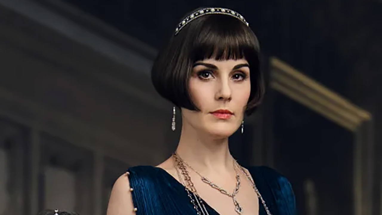 Lady Mary in her blue dress on the Downton Abbey poster, 2019.