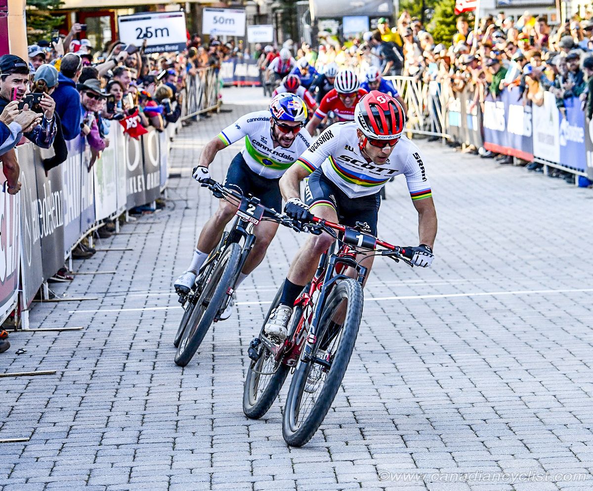 Nino Schurter begins to assert control
