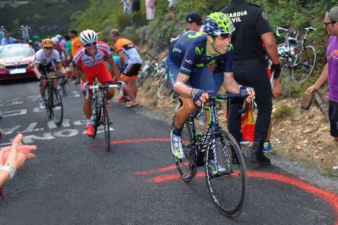 Imanol Ervitit (Movistar) wills himself up the climb