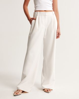 Abercrombie, Sloane Low Rise Tailored Pant