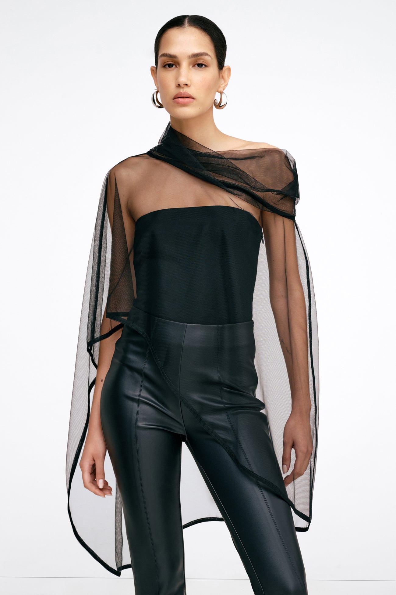 Straiton Mesh Shawl - Black Mesh / Xs