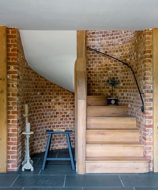 Staircase railing ideas brick