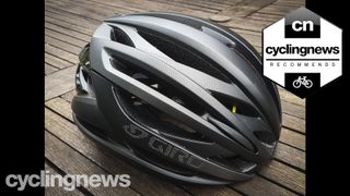 Giro Syntax MIPS road cycling helmet