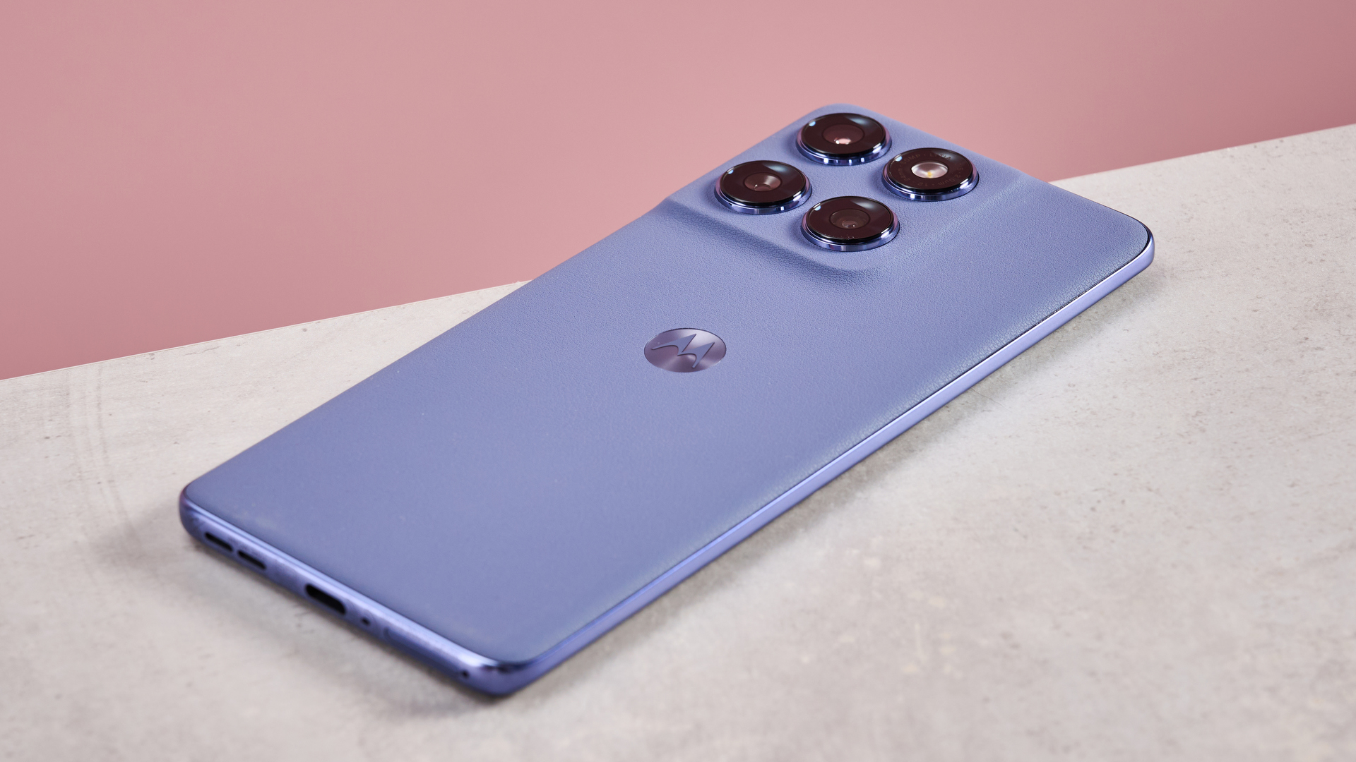 Reverse side of the Motorola Edge 60 Fusion