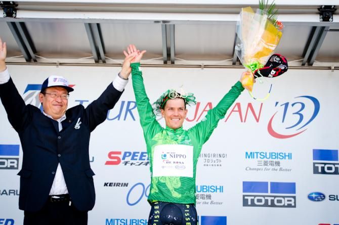 Julian David Arredondo (Team Nippo - De Rosa) earned the green leader jersey