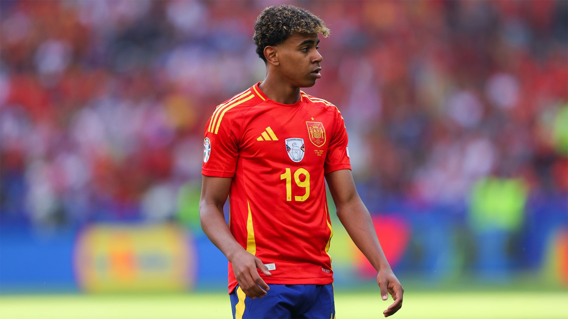 Euro 2024: Spain's Lamine Yamal emulates Cristiano Ronaldo | FourFourTwo - Lamine Yamal’s Height – How Tall Is Barcelona’s Rising Prodigy?