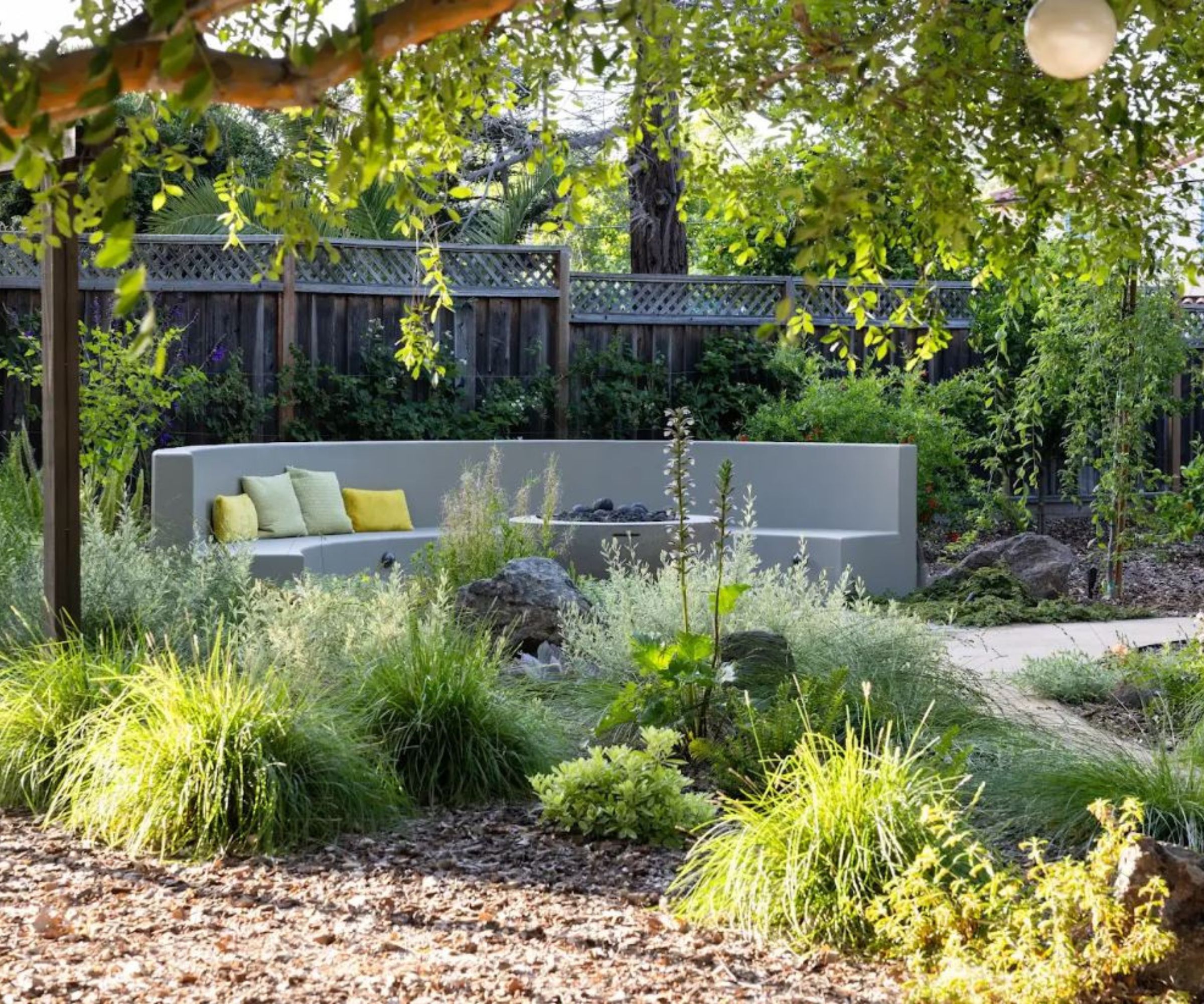 Functional seating in minimalist garden