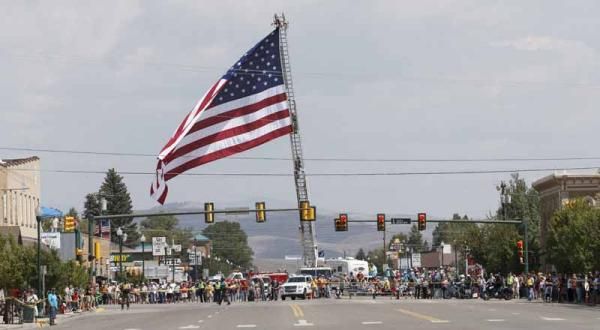 The national flag hangs over the race