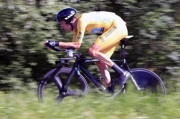 A focused Bradley Wiggins (Sky) put his formidable time trial talents on display.