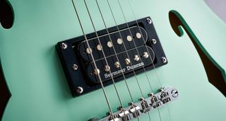 Fender Tom DeLonge Starcaster