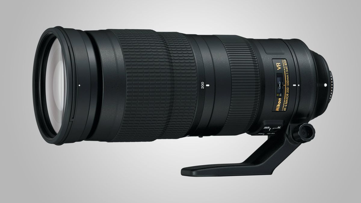 Best super telephoto zoom lenses great lenses to get closer to the action TechRadar