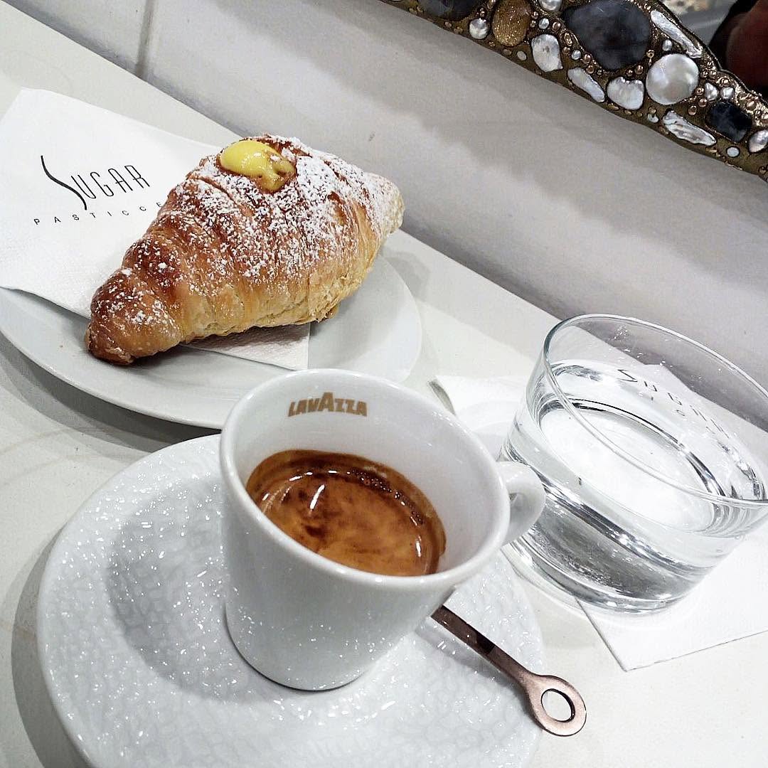 Best coffee in Milan: Sugar