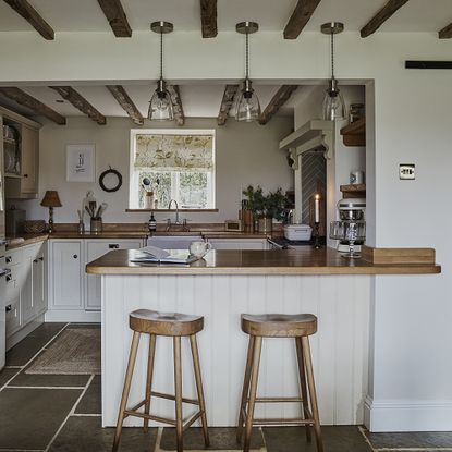 Country kitchen with pendant lighting