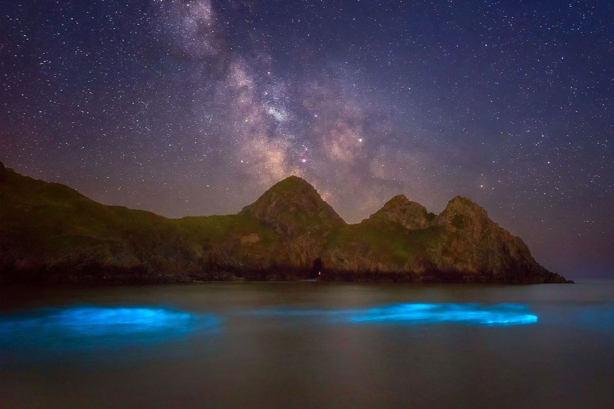 Alyn Wallace captured this image of bioluminescent plankton at Three Cliffs Bay near Swansea on June 19, 2017.