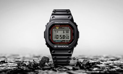 Casio G-Shock DW5000R-1A