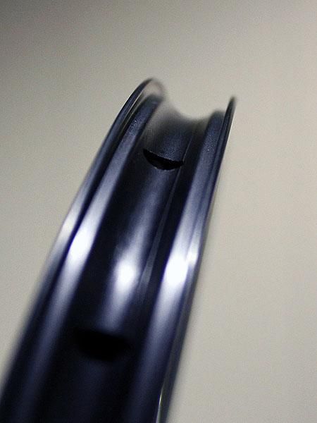 The new Stan's NoTubes ZTR Alpha 340 rim profile is similar to the company's off-road range, which bodes extremely well in terms of tubeless compatibility.
