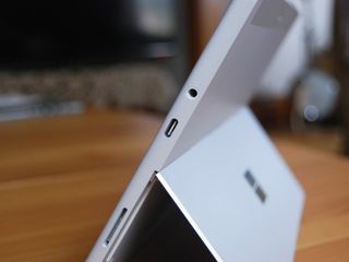 Surface Go USB-C port