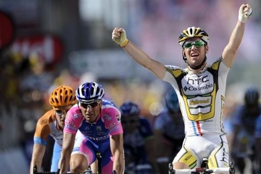 Mark Cavendish (HTC-Columbia) won by a length in Bourg-l&egrave;s-Valence