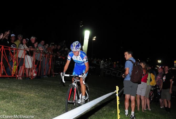 Katerina Nash (Luna Pro Team) riding her final half lap before claiming victory