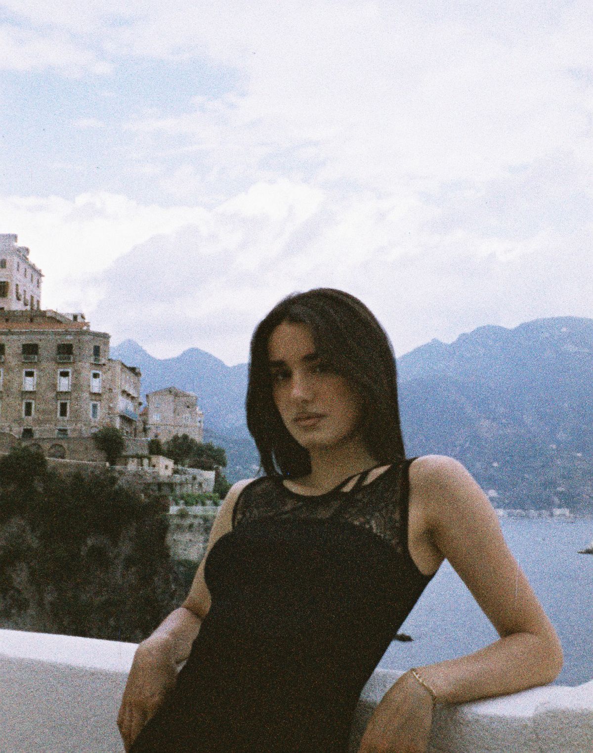 A photograph shot with the Lomography Lomomatic 110 Panthera