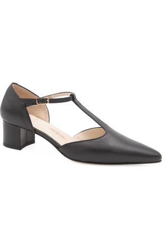 Pipistrello Pointed Toe Pump