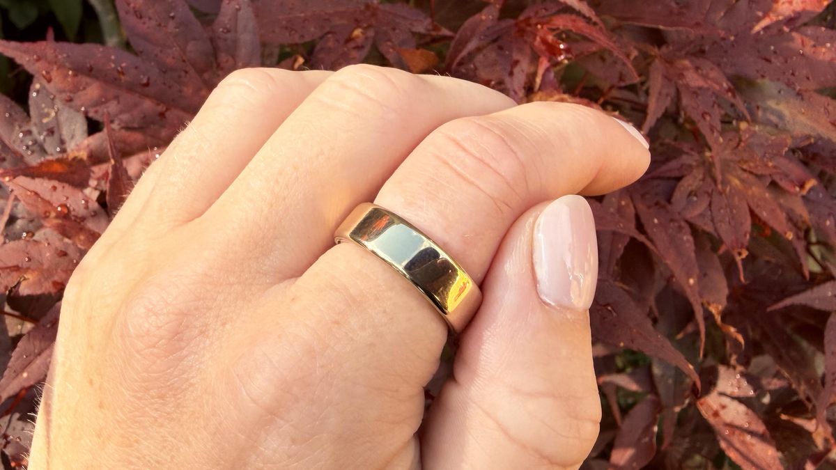 photos of the Oura Ring 5
