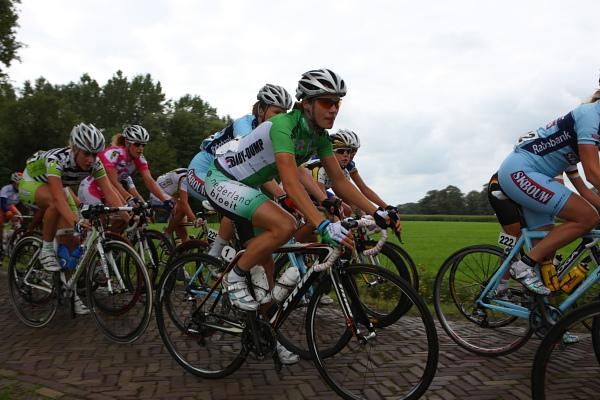 Marianne Vos (Nederland Bloeit) in the points jersey