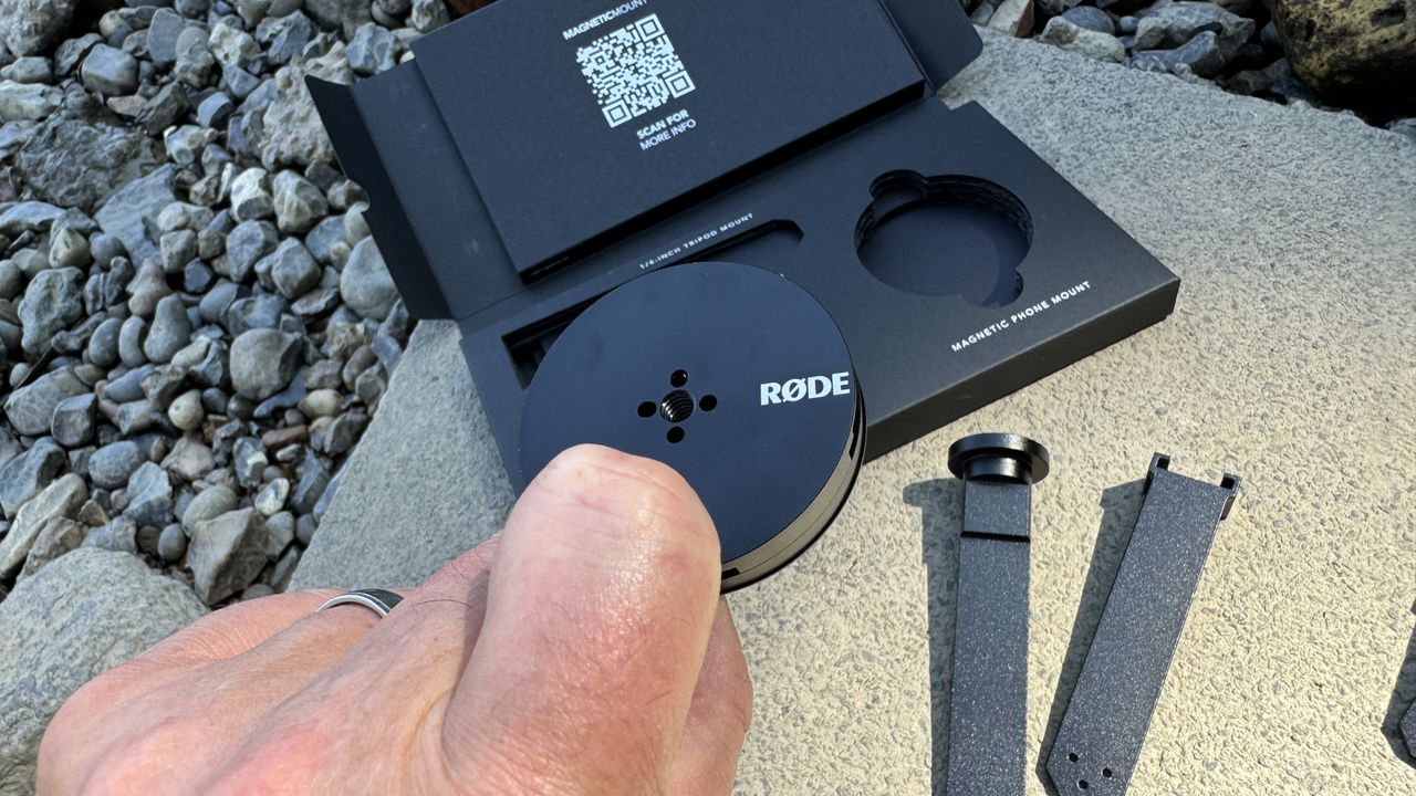R&Oslash;DE Magnetic Smartphone Mount
