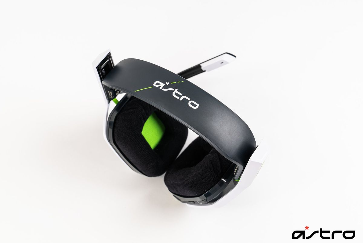 Astro A20