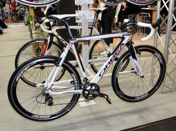 Orbea's new Terra Carbon chassis looks to be an awesome choice for a high-end 'cross racer - but unfortunately, it won't be available until late in the season.
