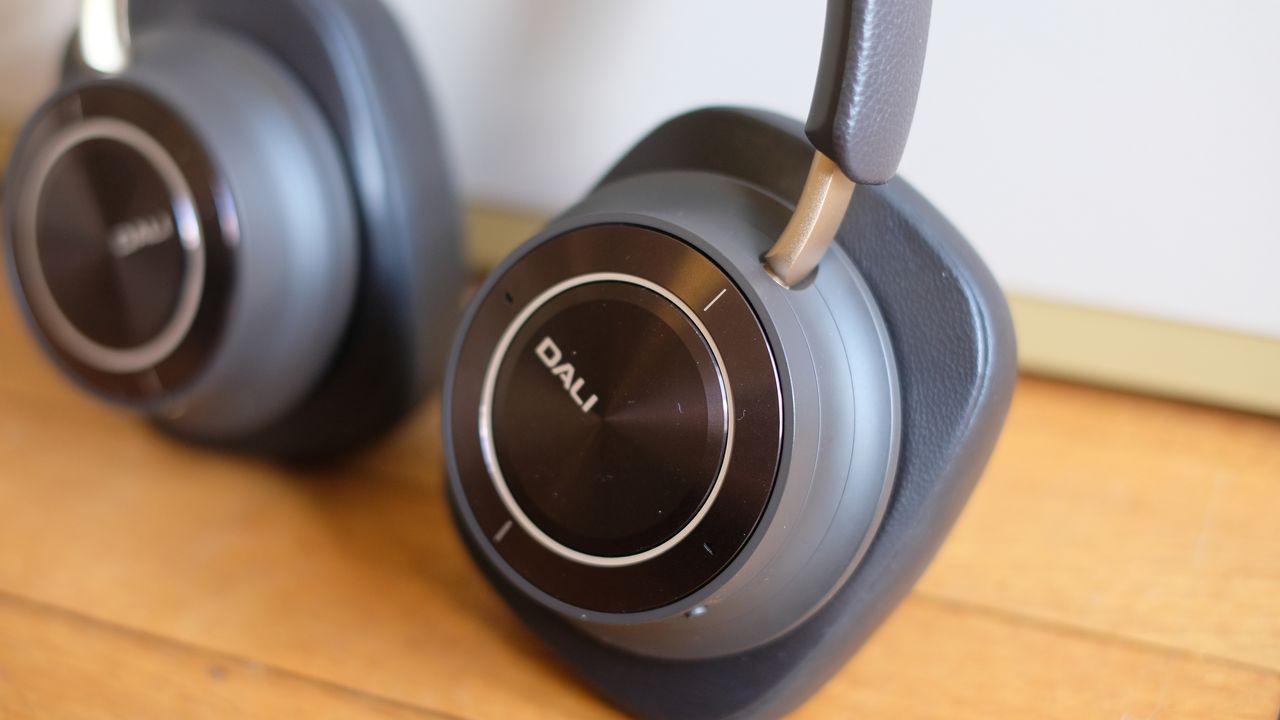 Photograph of DALI iO-12 headphones