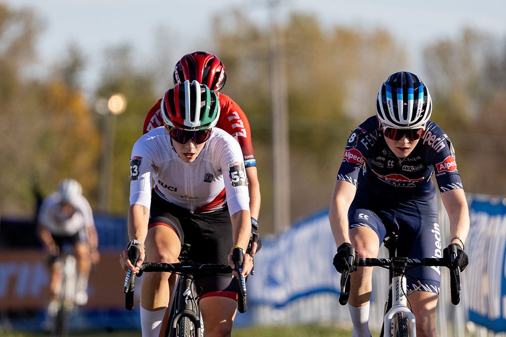 UCI Cyclo-cross World Cup in Iowa City, women's elite race 2021