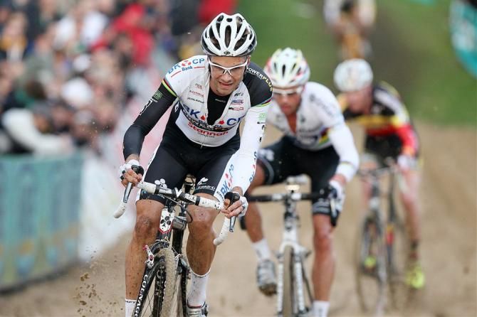 Niels Albert (BKCP-Powerplus) in the sand at Superprestige Ruddervoorde