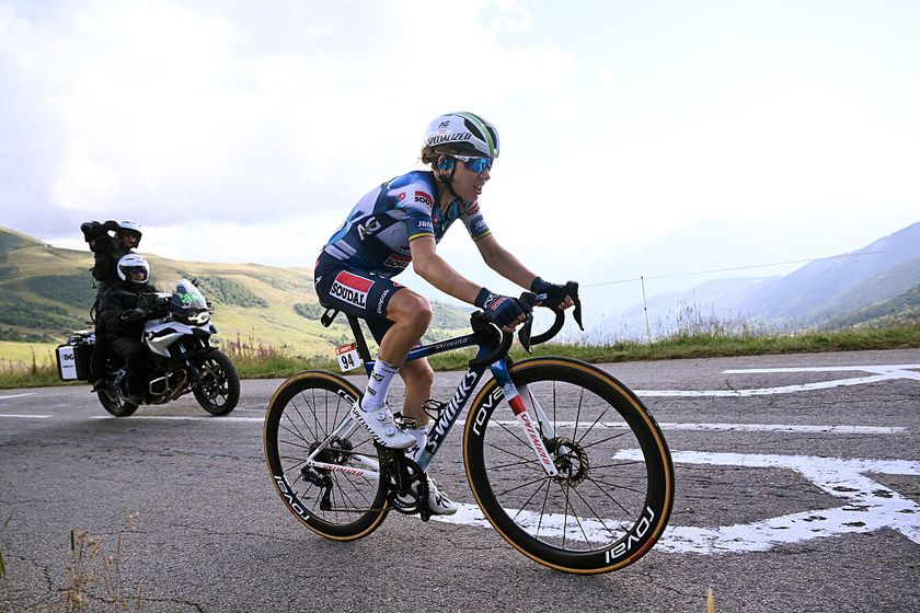 SAINT-FRANCOIS LONGCHAMP, FRANCE - AUGUST 02: Sarah Gigante of Australia and Team AG Insurance - Soudal competes during the 4th Tour de France Femmes 2025, Stage 8 a 111.9km stage from Chambery to Saint-Francois Longchamp - Col de la Madeleine 1986m / #UCIWWT / on August 02, 2025 in Saint-Francois Longchamp, France. (Photo by Szymon Gruchalski/Getty Images)