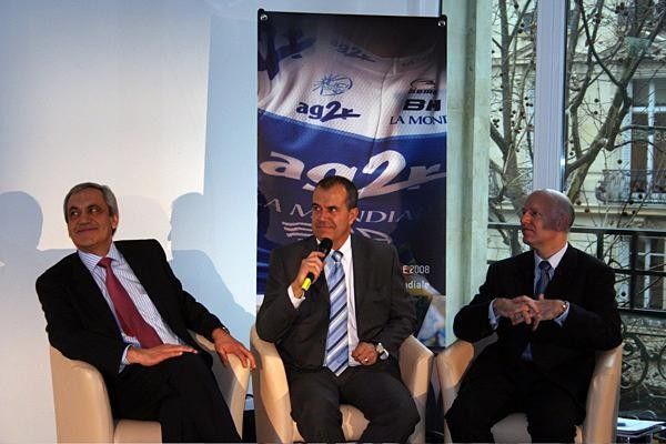 Team Manager Vincent Lavenu answers questions while flanked by AG2R-La Mondiale Director, Yvon Breton and Director General Andr&eacute; Renaudin.