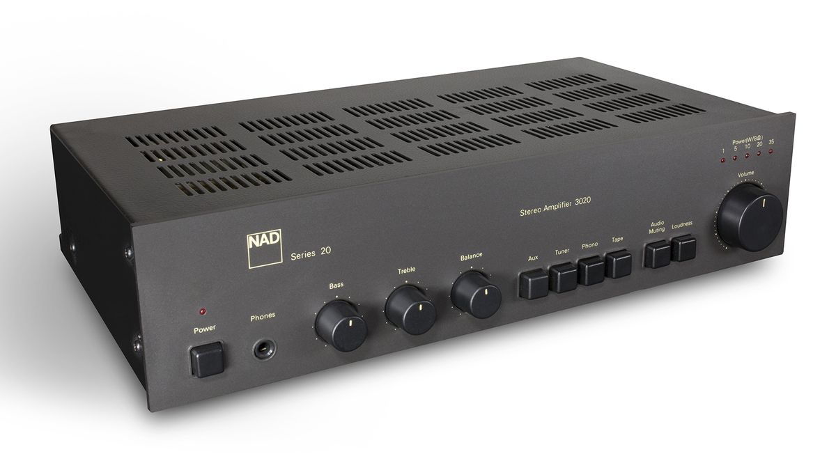 NAD 3020