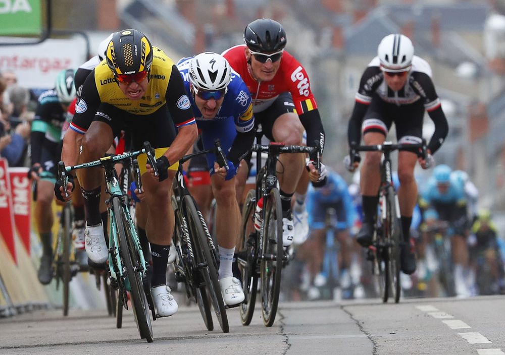 Dylan Groenewegen sprints to the win during stage 2 at Paris-Nice