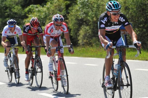 Philippe Gilbert (Omega Pharma-Lotto) applies pressure at the head of the race.