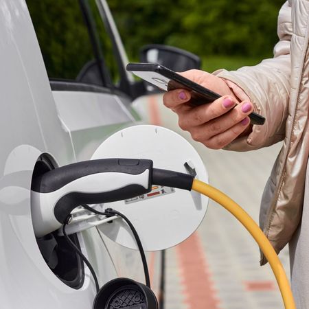 A new report has found women are more disenfranchised from the car-buying process than at any point in the last 100 years - but why? 