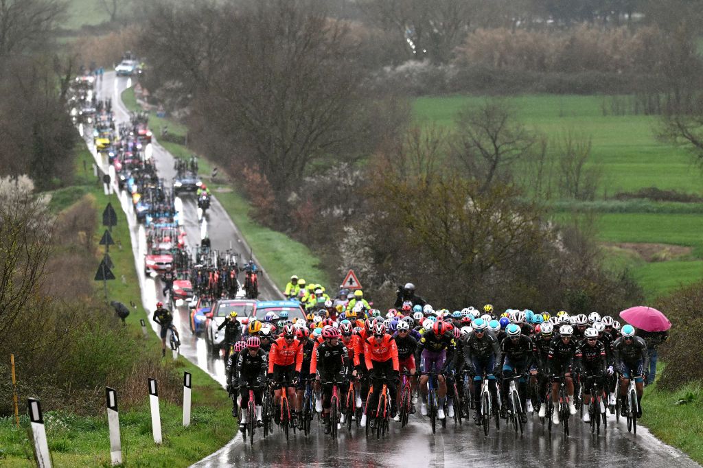 COLFIORITO ITALY MARCH 12 A general view of the peloton competing during to the 60th TirrenoAdriatico 2025 Stage 3 a 239km stage from Follonica to Colfiorito UCIWT on March 12 2025 in Colfiorito Italy Photo by Tim de WaeleGetty Images